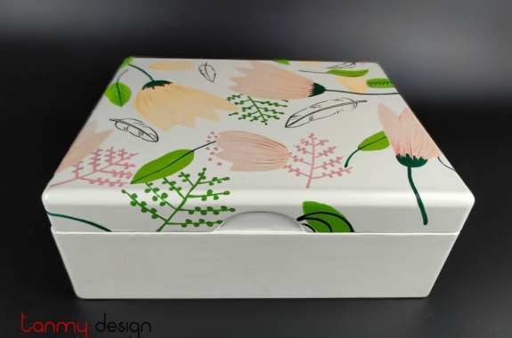 Dalman box with Tulip painted patterns